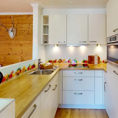 Alberta***** Апартаменти *